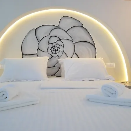 Апарт-отель Maroussa 4*