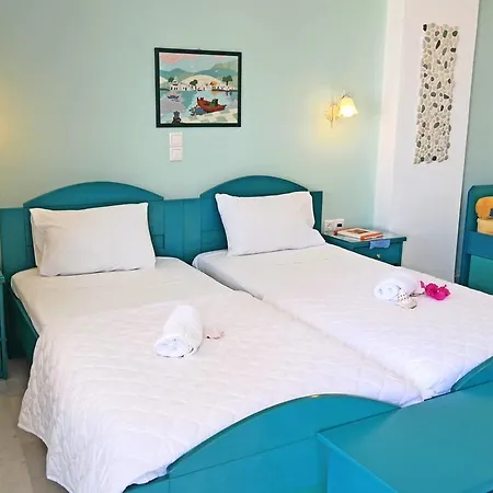 Maroussa Айя-Анна