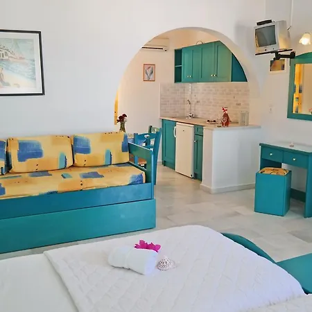 Апарт-отель Maroussa 4*