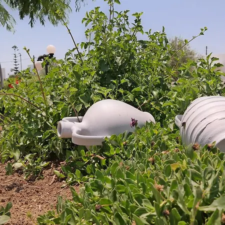 Maroussa Апарт-отель