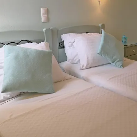 Maroussa Aparthotel