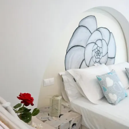 Апарт-отель Maroussa 4*