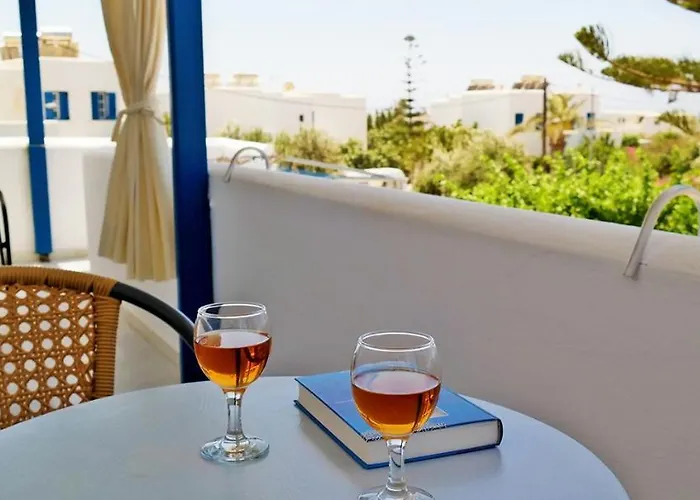 Apart-hotel Maroussa 4*