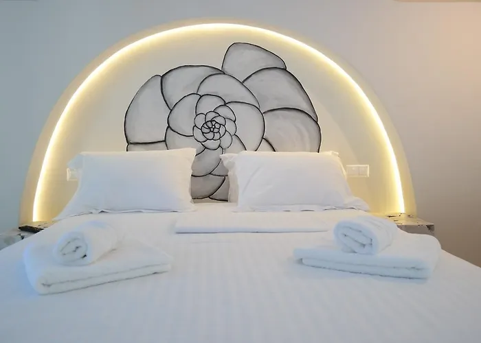 Apart-hotel Maroussa 4*