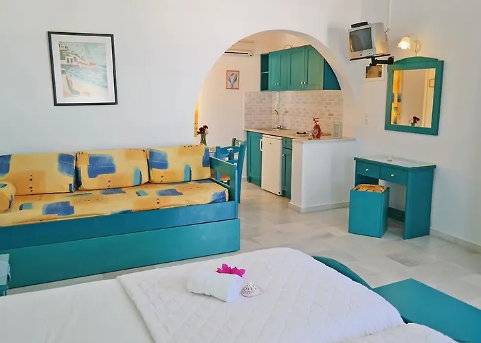 Apart-hotel Maroussa 4*