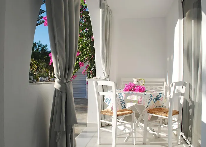 Maroussa Apart-hotel 4*