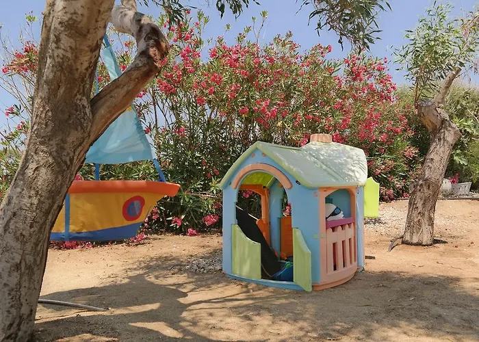 Apart-hotel Maroussa 4*