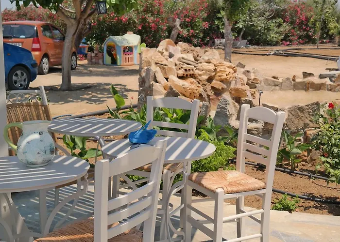 Apart-hotel Maroussa