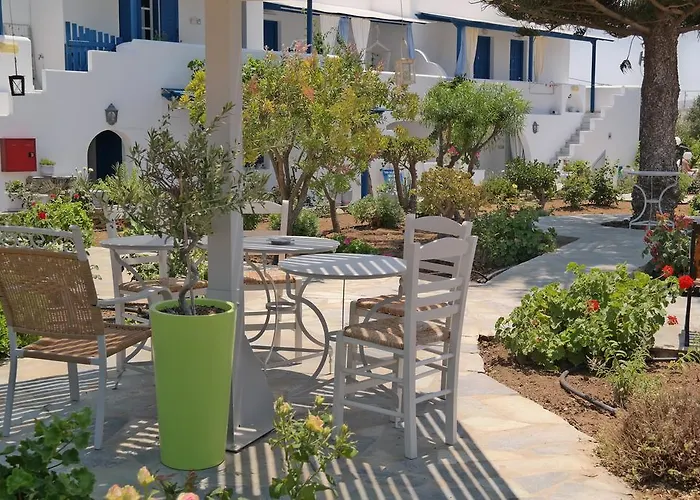 Maroussa Apart-hotel 4*