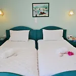Apartahotel Maroussa