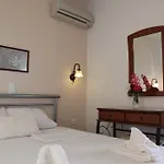 Maroussa 4*
