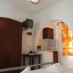 Apartahotel Maroussa