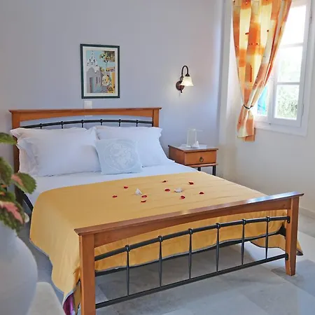 Aparthotel Maroussa