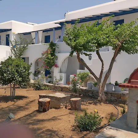 Lejlighedshotel Maroussa 4*