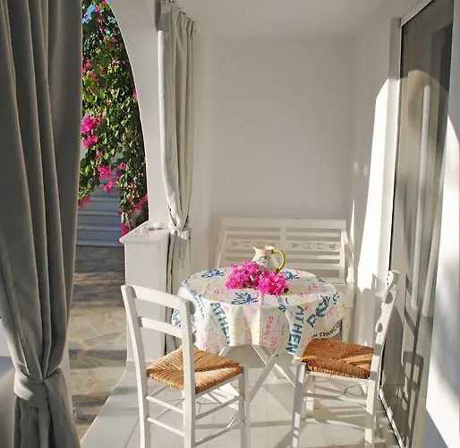 Apartahotel Maroussa 4*