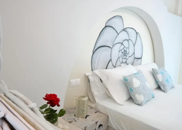 Apartahotel Maroussa 4*