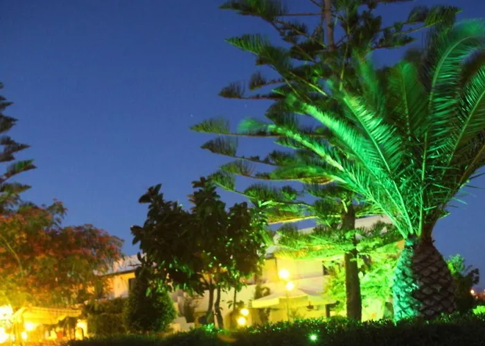 Maroussa Apartahotel Agia Anna (Naxos)